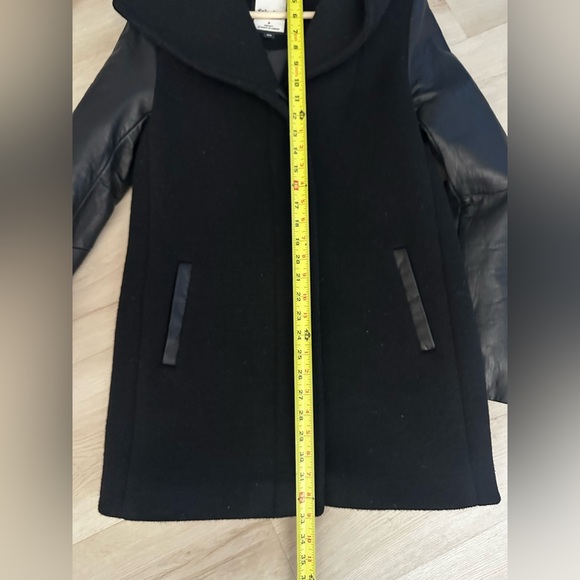SOÏA & KYO Women’s Size Medium Black Wool Hooded Coat with Lamb Leather Sleeves - Picture 12 of 14
